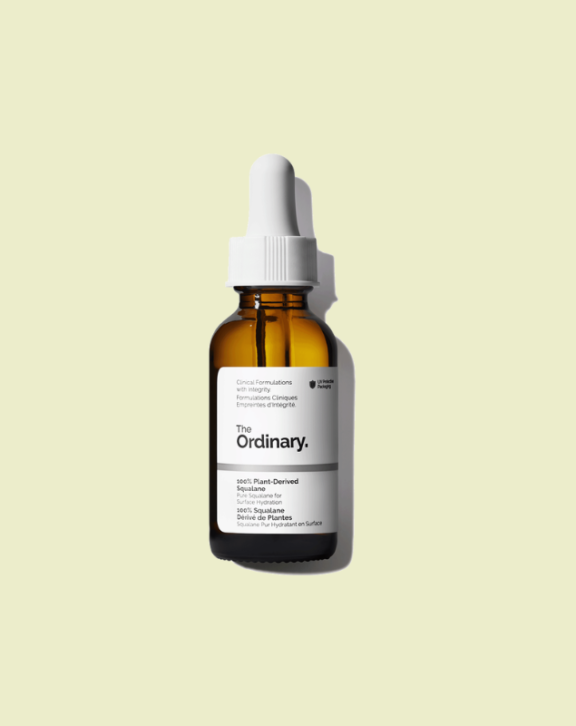 A fast-absorbing oil-like serum for enhanced hydration.